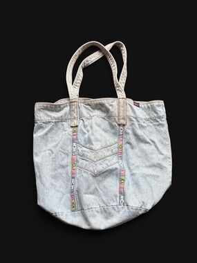 ✨ Shane vintage denim tote bag with embroidered floral trim on side panels✨